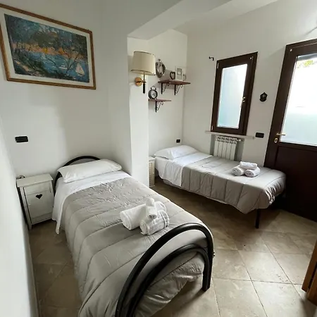 Saturnia Venkovský dům *